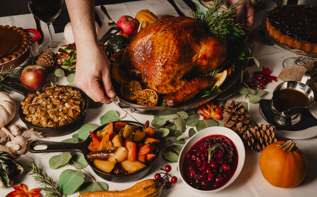 Black+Blue Thanksgiving dinner at home