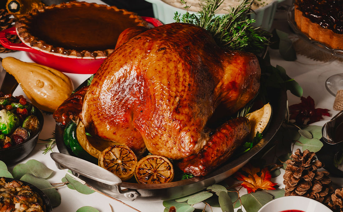 Black+Blue Thanksgiving dinner at home